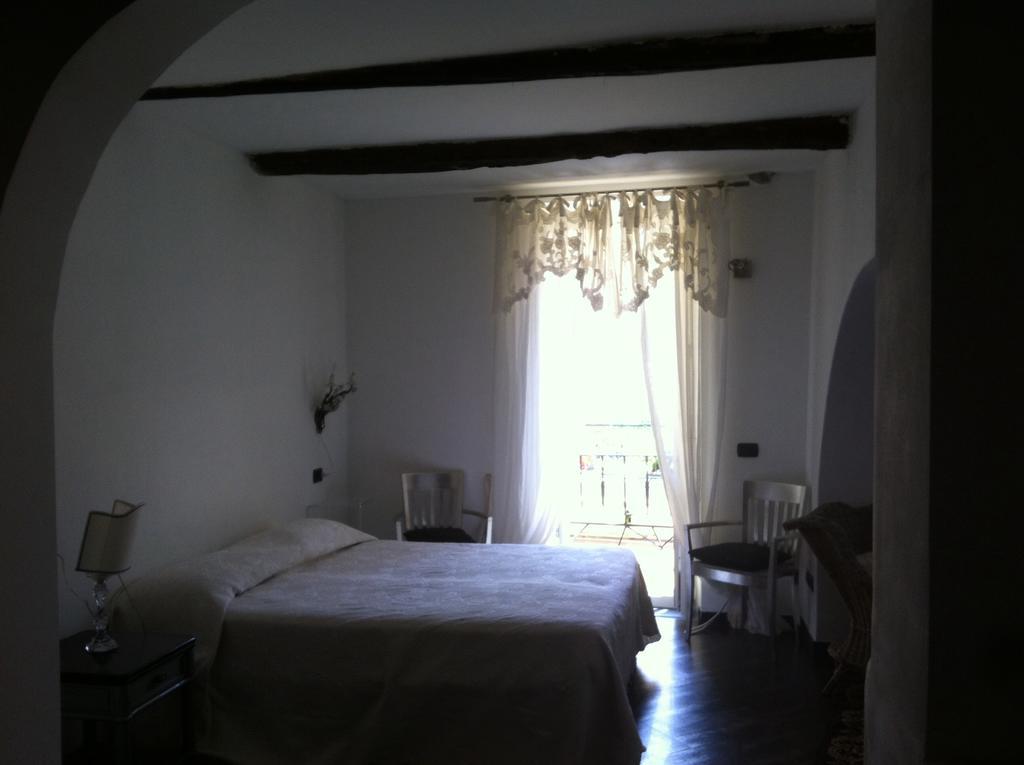 Hotel Pensione Moderna Bonassola Rum bild