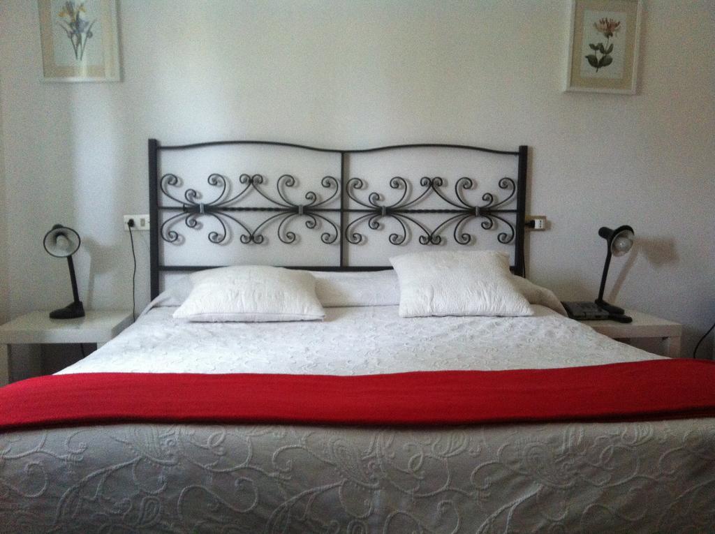 Hotel Pensione Moderna Bonassola Rum bild